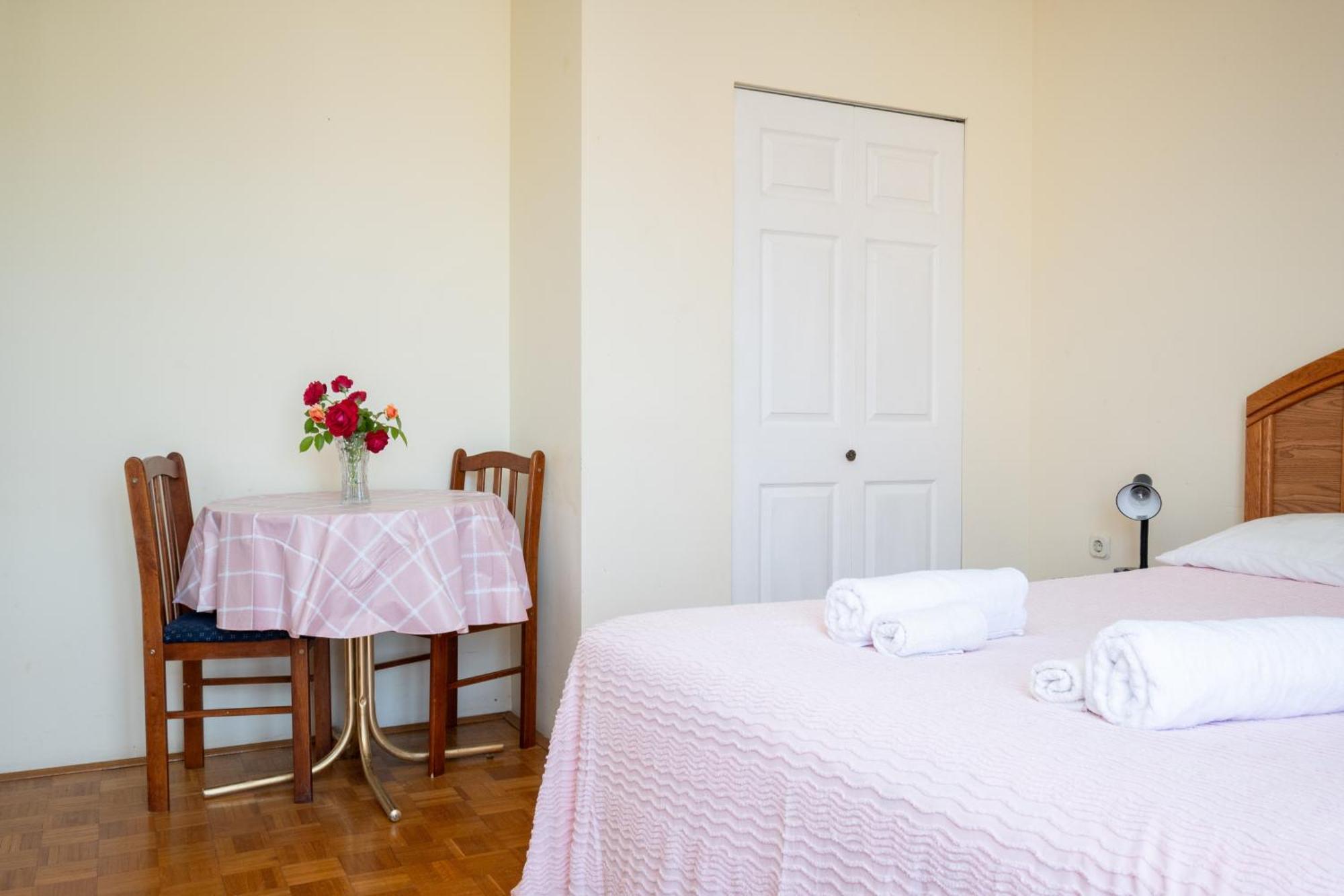 Apartments And Rooms By The Sea Mrljane, Pasman - 327 Neviđane Habitación foto
